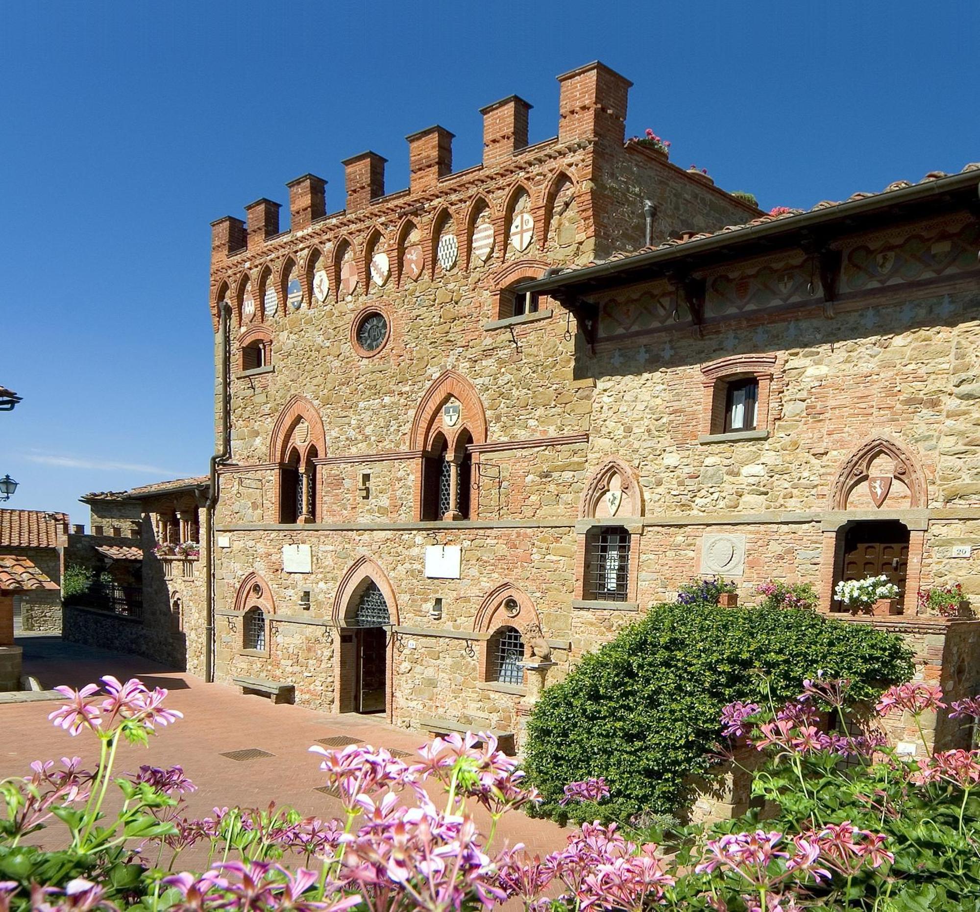 Aparthotel Castelletto Di Montebenichi Monte Benichi Esterno foto
