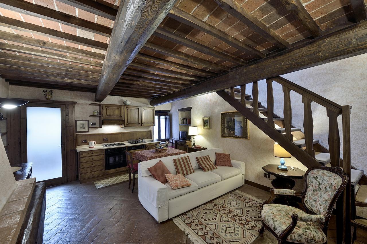 Aparthotel Castelletto Di Montebenichi Monte Benichi Esterno foto