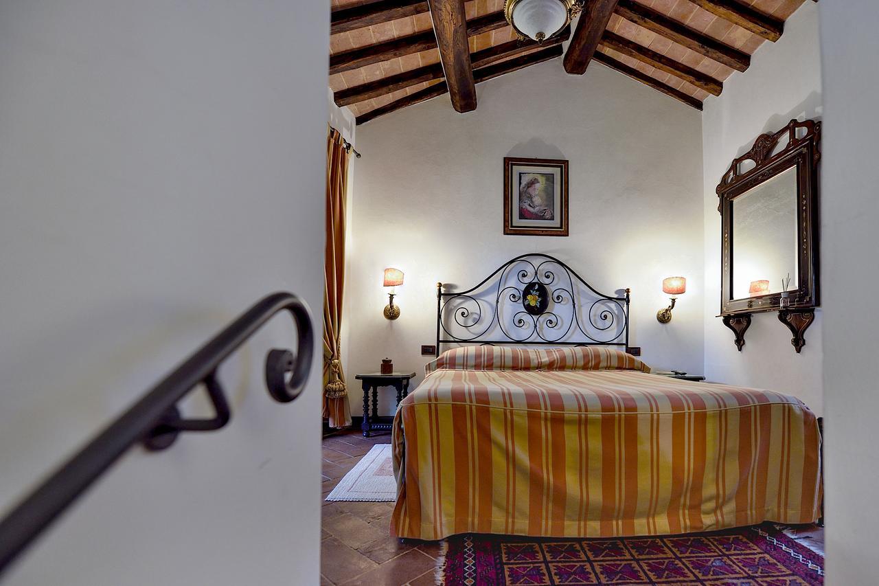 Aparthotel Castelletto Di Montebenichi Monte Benichi Esterno foto