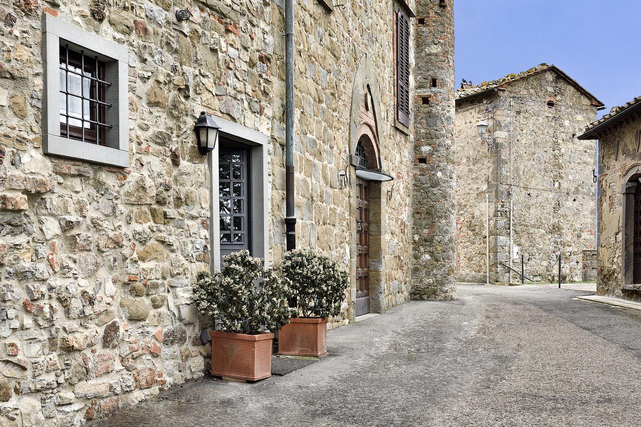 Aparthotel Castelletto Di Montebenichi Monte Benichi Esterno foto