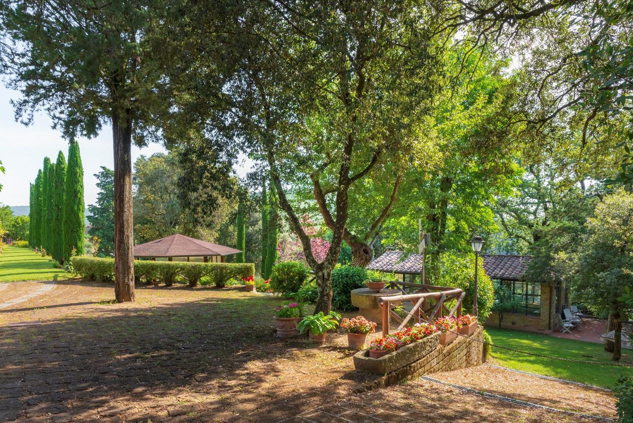 Aparthotel Castelletto Di Montebenichi Monte Benichi Esterno foto